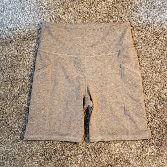 Zobha Pants - Zobha Yoga Short